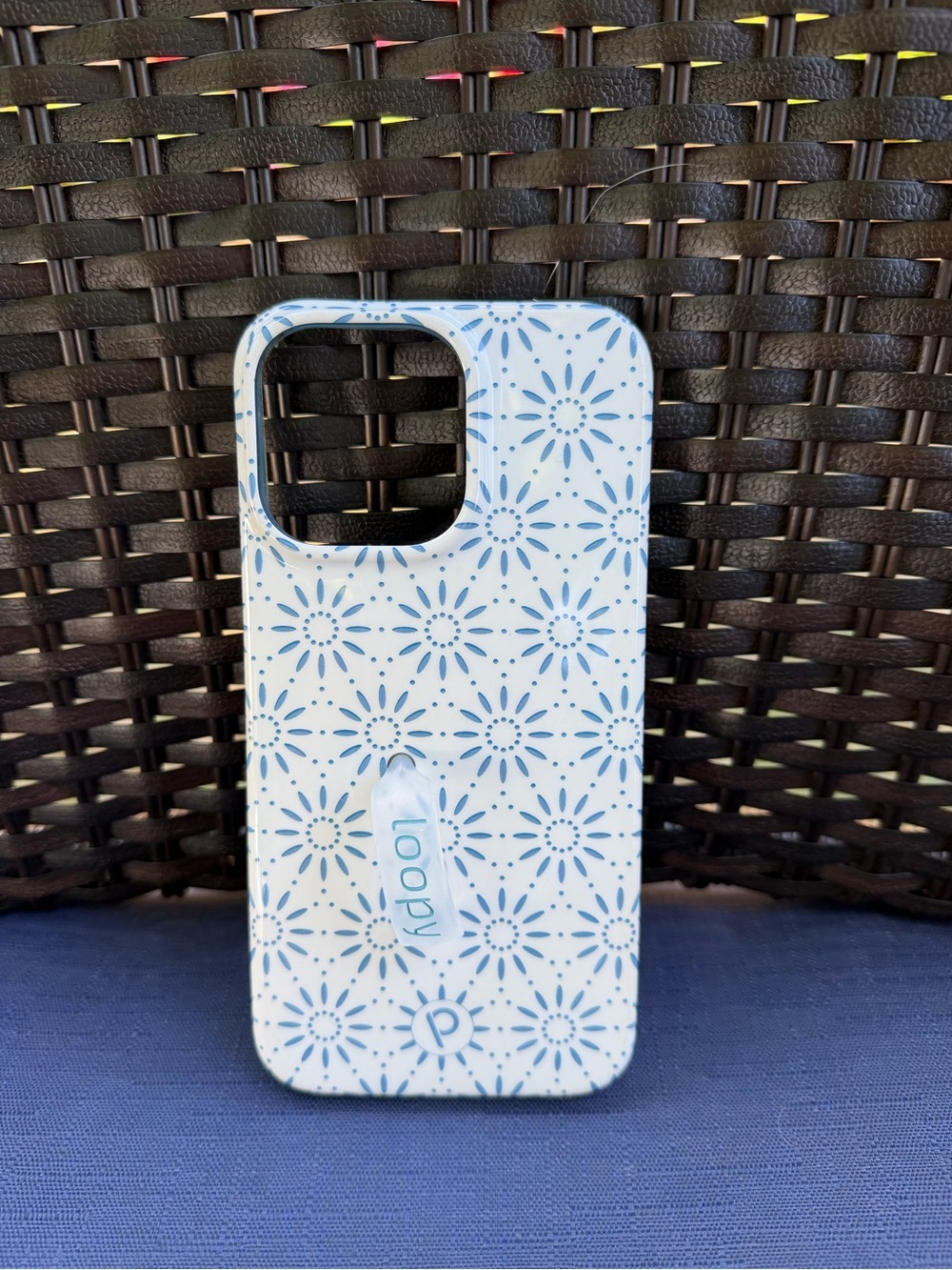 Loopy Case White & Blue Floral Pattern Phone Case with Loop